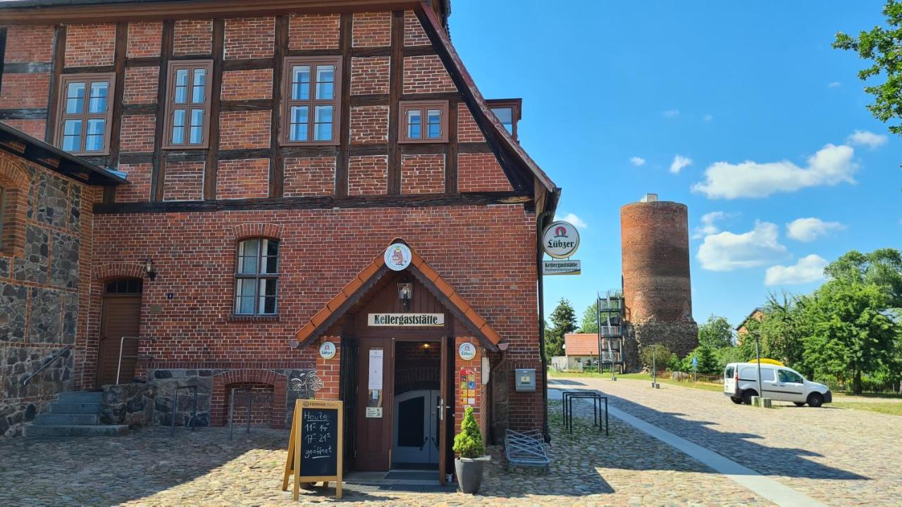 Schloss Rothenklempenow Hotel Buitenkant foto